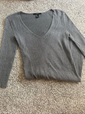 Forever 21 Gray Ribbed V-Neck Sweater Dress